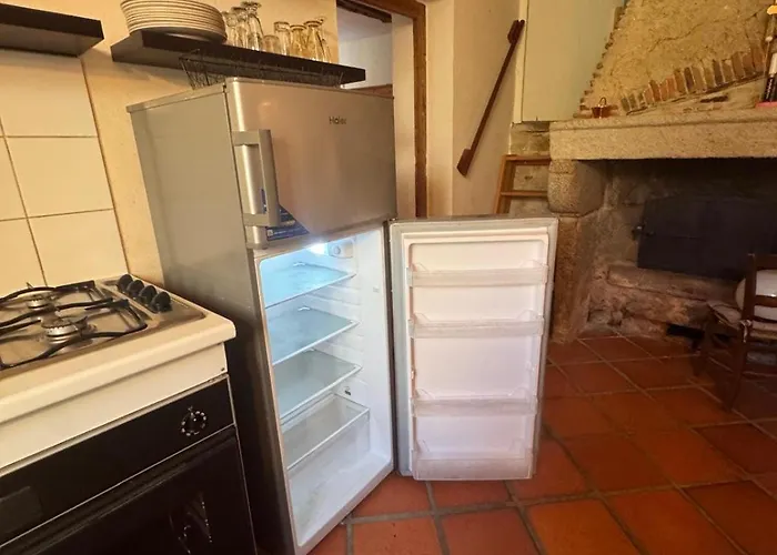 Au Coeur Des Monts D'auvergne Apartment Trezioux